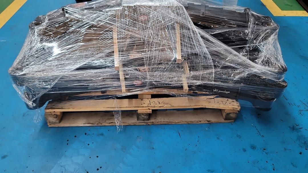 شاحنات مستوردة